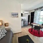Residences Des Peyrons Vue Exceptionnelle Et Sur Les Iles D'or