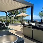 度假居 Residences Des Peyrons Vue Exceptionnelle Et Sur Les Iles D'or *