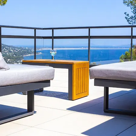 Tatil Evi Residences Des Peyrons Vue Et Les Iles D'or Carqueiranne