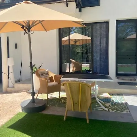 Tatil Evi Residences Des Peyrons Vue Et Les Iles D'or *