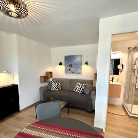 Tatil Evi Residences Des Peyrons Vue Et Les Iles D'or Carqueiranne