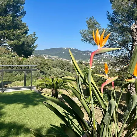 Residences Des Peyrons Vue Et Les Iles D'or Tatil Evi Carqueiranne