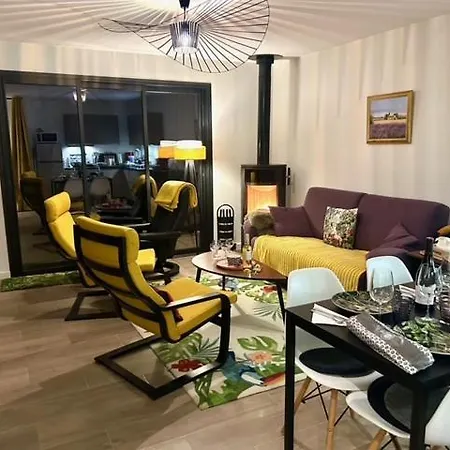 Tatil Evi Residences Des Peyrons Vue Et Les Iles D'or Carqueiranne