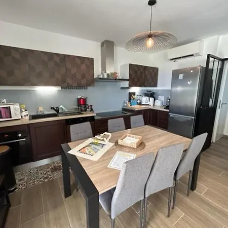 Tatil Evi Residences Des Peyrons Vue Et Les Iles D'or *